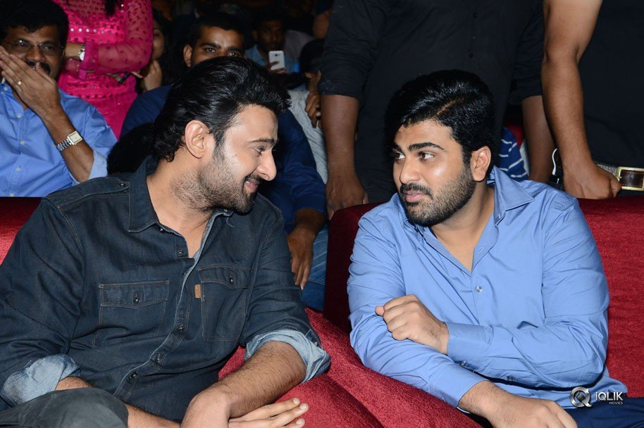 Mahanubhavudu-Movie-Pre-Release-Function